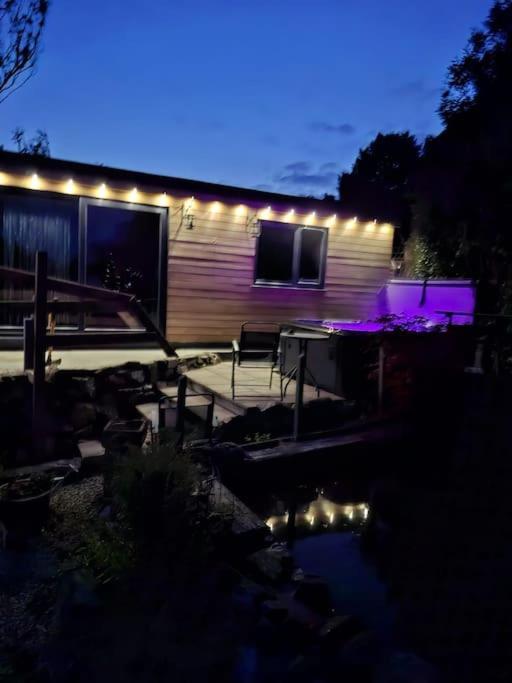 Cosy Cornish Cabin St Austell Exterior photo